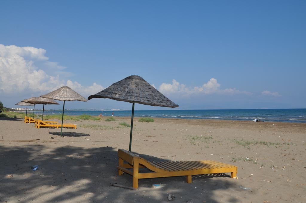 Keramos Pansiyon Finike Exteriör bild