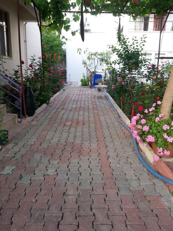 Keramos Pansiyon Finike Exteriör bild